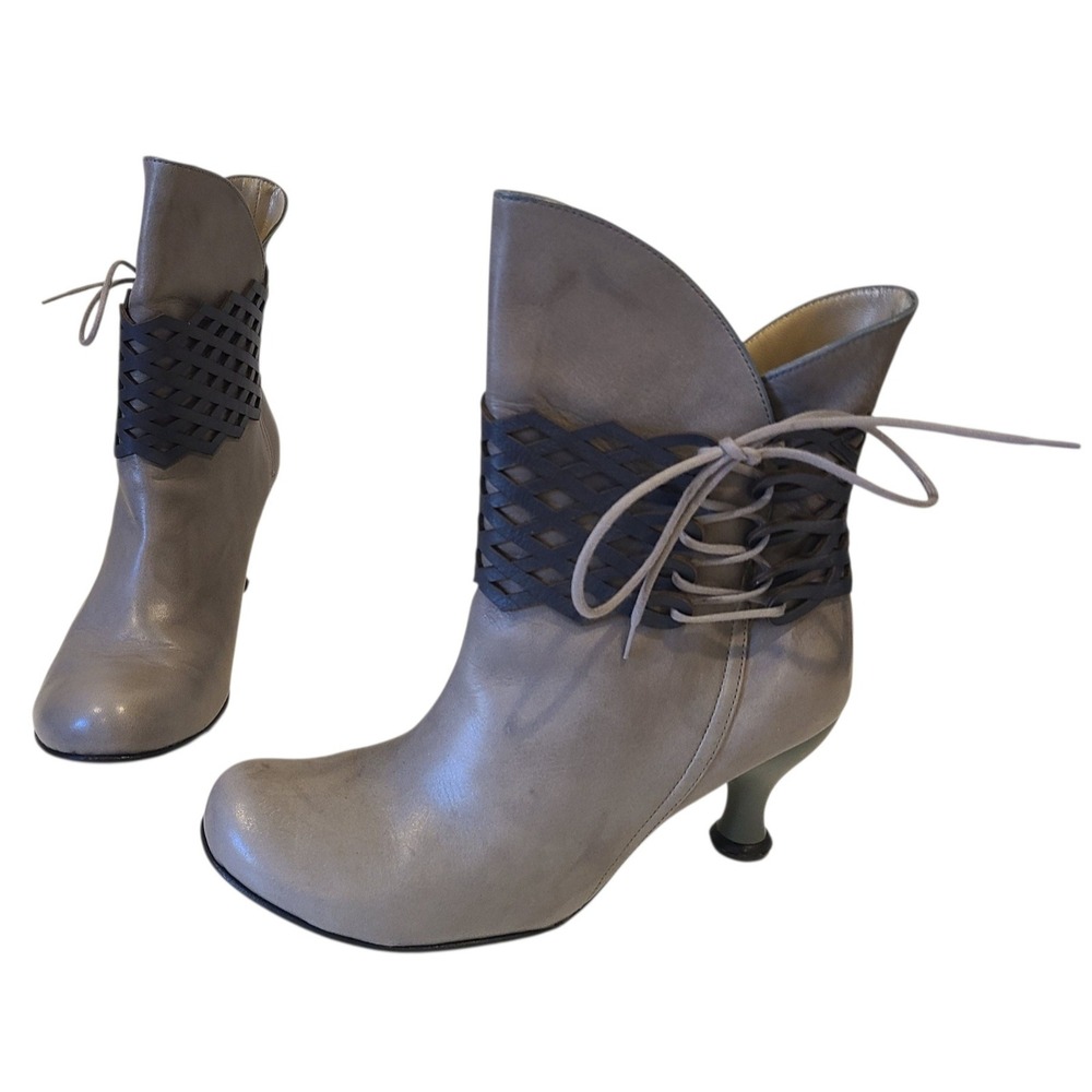 John Fluevog Bellevue Inez Sexton Grey Leather Lattice Tie Ankle Boots‎ Mens 8.5